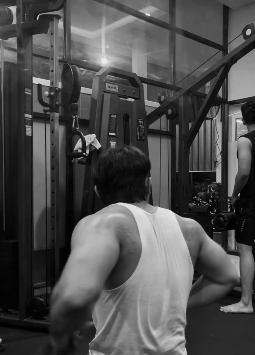 Spedermennt's tweet photo. Yang mau Cuddle sampe pagi dm #gaysurabaya #gaykediri https://t.co/nXltOK3hKl