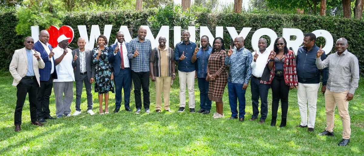 HonKangata's tweet photo. Together as one.

Happy to have attended 

DCP and Linda Mwananchi conclave in Nyeri. https://t.co/MqDDm3UL3k
