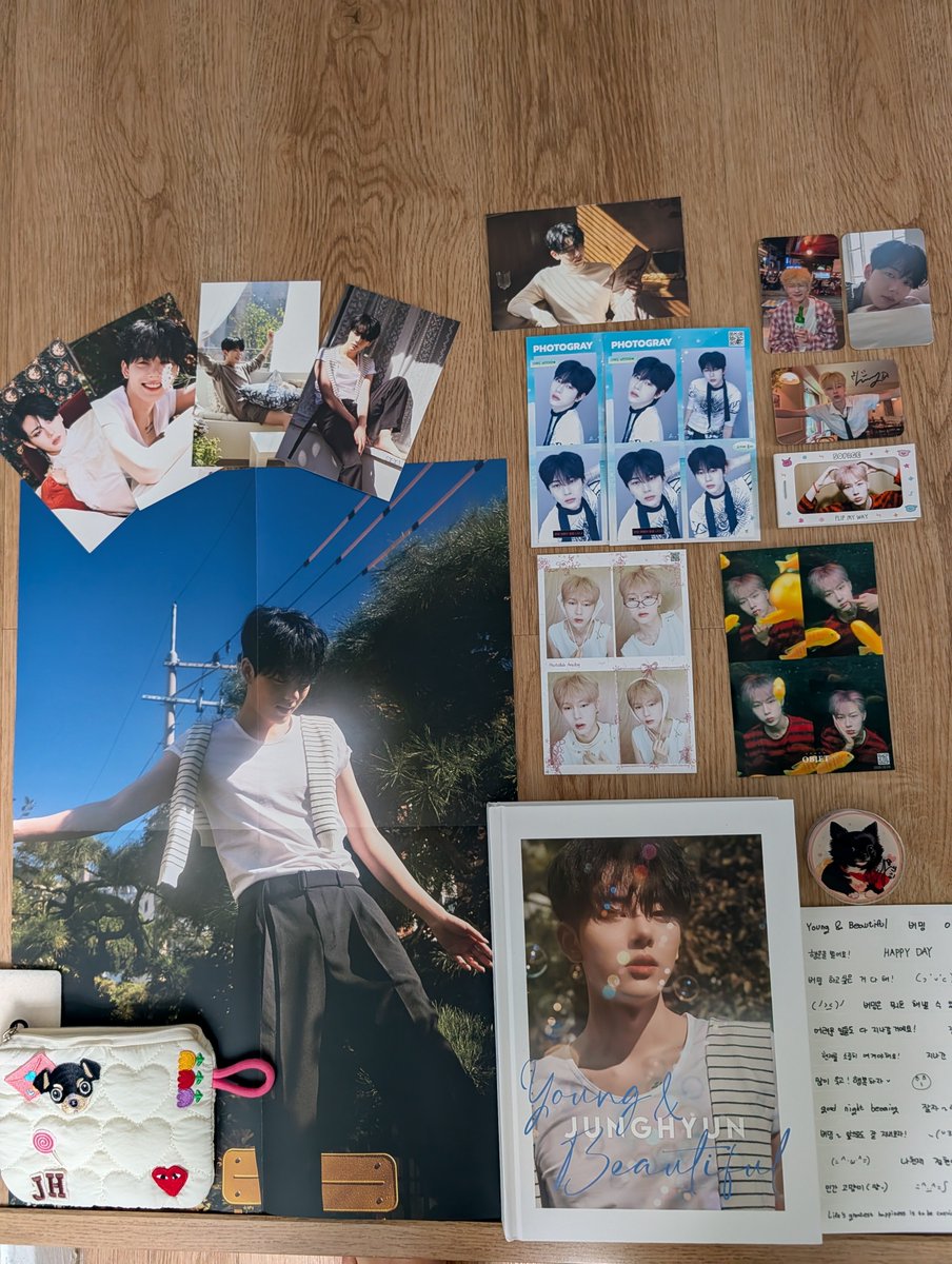 AnyaD32698255's tweet photo. Junghuunie, I hope you know how proud I am of you. 
 I see how hard you try, and I hope you never forget how amazing you are. 
Be gentle with yourself, you’re doing your best, and that’s more than enough.
 I believe in you always❣️
#KOHI #정현 #JUNGHYUN https://t.co/gnANLmMy8m
