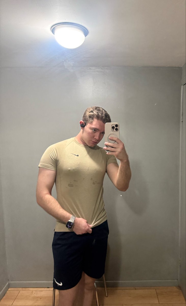 VAdrian2024's tweet photo. #gym #model #gay #gaygym https://t.co/1rSIZrtTdu