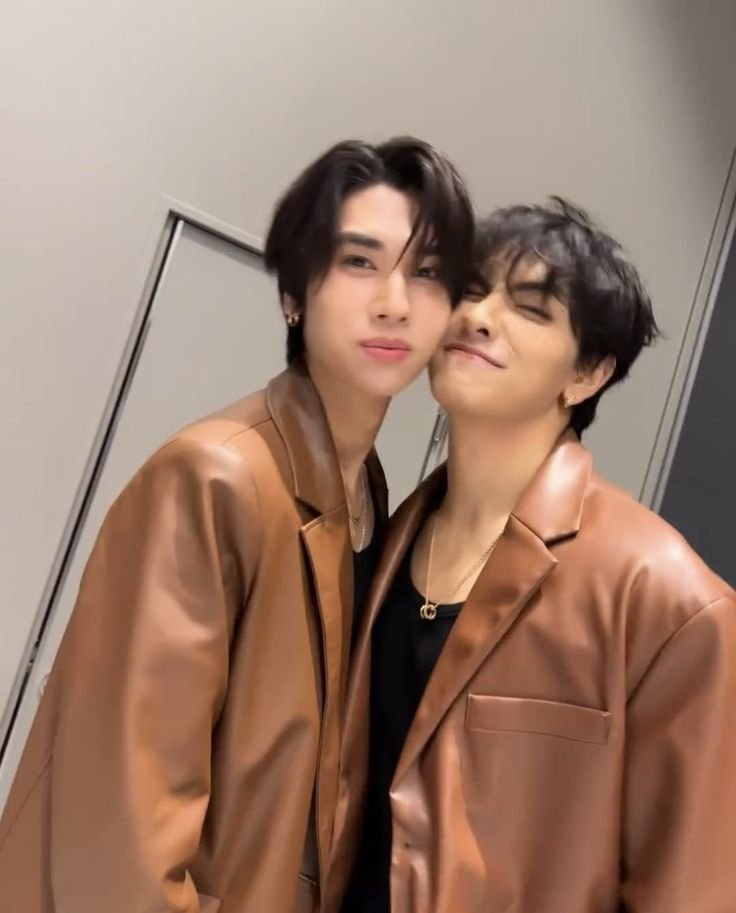arnoo_lee's tweet photo. Please come back, we’re begging you! #wewantanswerGMM
#bringbackaouboomjoongdunk
#bringbackaouboomjoongdunk
#bringbackaouboomjoongdunk https://t.co/BrncuS7nxh