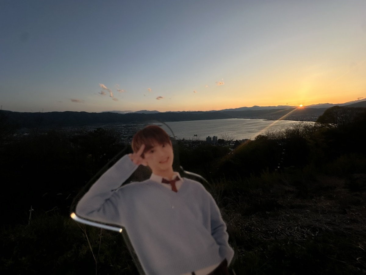 dearmyfunk's tweet photo. 나가노 진짜 너무 좋아서 나가노에서도 꼭 다음 투어를 해주길..☝🏻
왜이렇게 예쁜곳에서 나고자랏니 https://t.co/CxUGYJdj1j