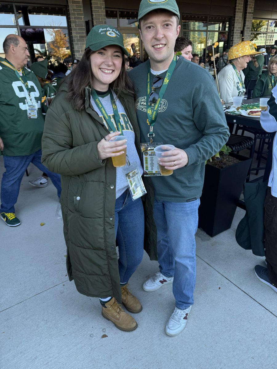 TouchdownTrips's tweet photo. Green Bay was brilliant - great couple of days in Titletown watching a prime time matchup vs the Cowboys, an excellent tour of Lambeau and too many cheese curds and Spotted Cows consumed. 🏈🧀🍻

@ukpackers - over to you 👊 https://t.co/CFPJnNTNxW