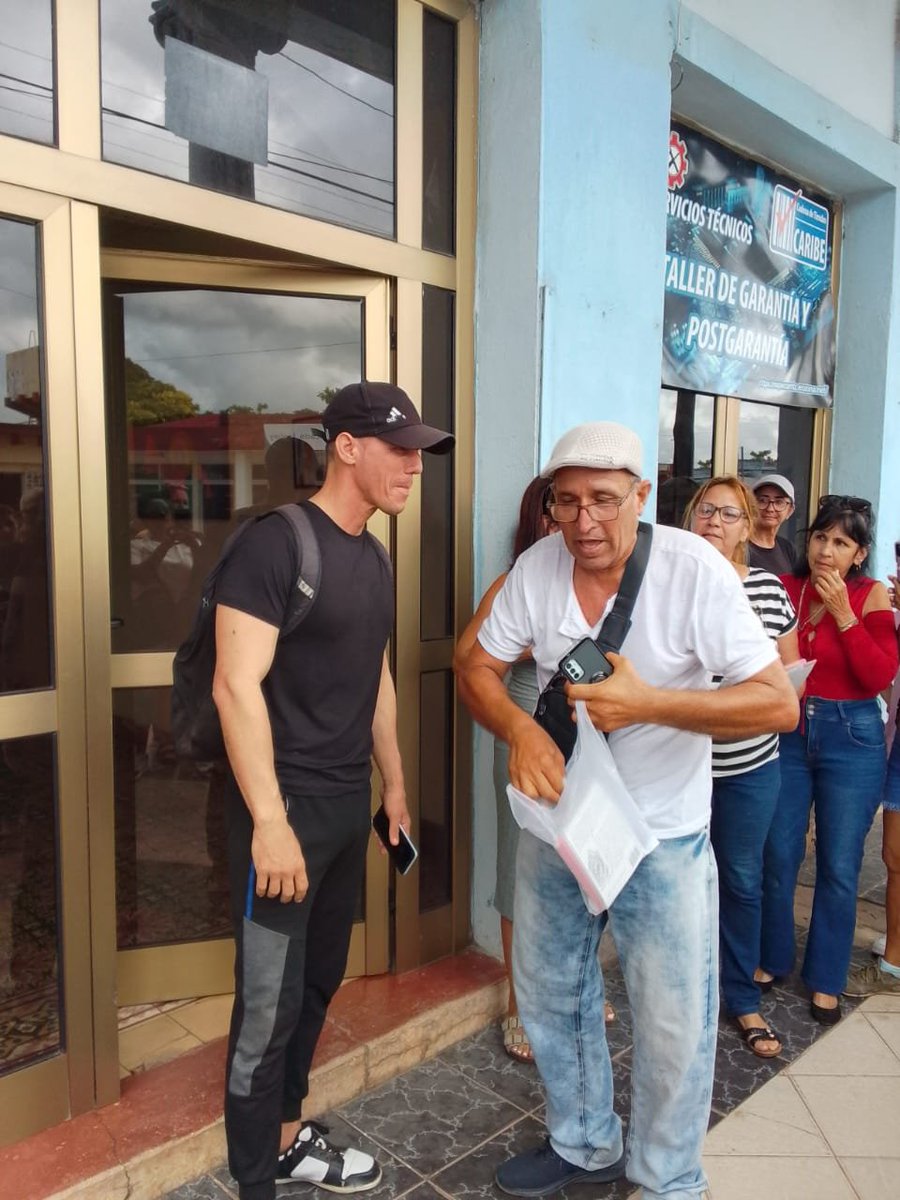 LoismyBrito's tweet photo. En Homenaje al día de la Cultura cubana se inaugura en Jagüey Grande la Galería de Arte Municipal y se reconoce a trabajadores de la cultura
#MatancerosEnVictoria 
#CubaEsCultura https://t.co/nUCPA3goNv