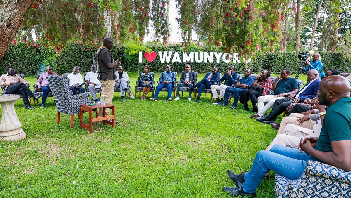 makaumutua tweet picture