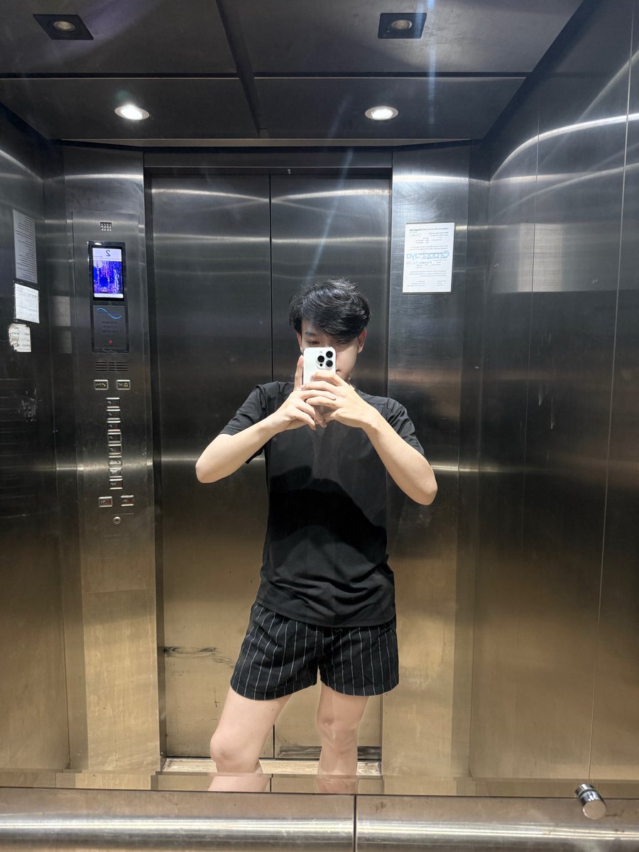 PP2fj's tweet photo. ทำไม่มีแฟนกับเขาสักทีว่ะ😅#มมส https://t.co/oEYGwxEY7R