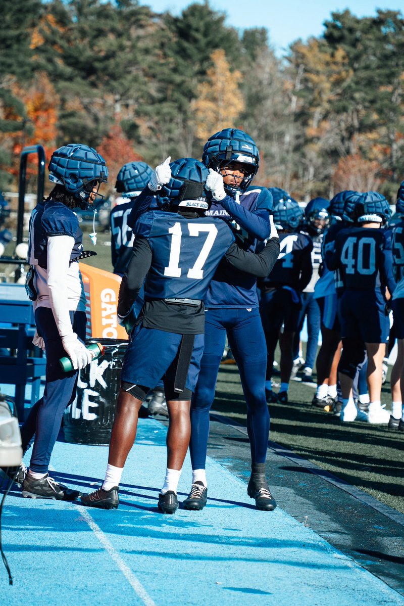 BlackBearsFB's tweet photo. Homecoming weekend coming 🔜

#BlackBearNation | ⬆️ https://t.co/xXepGkxzdK