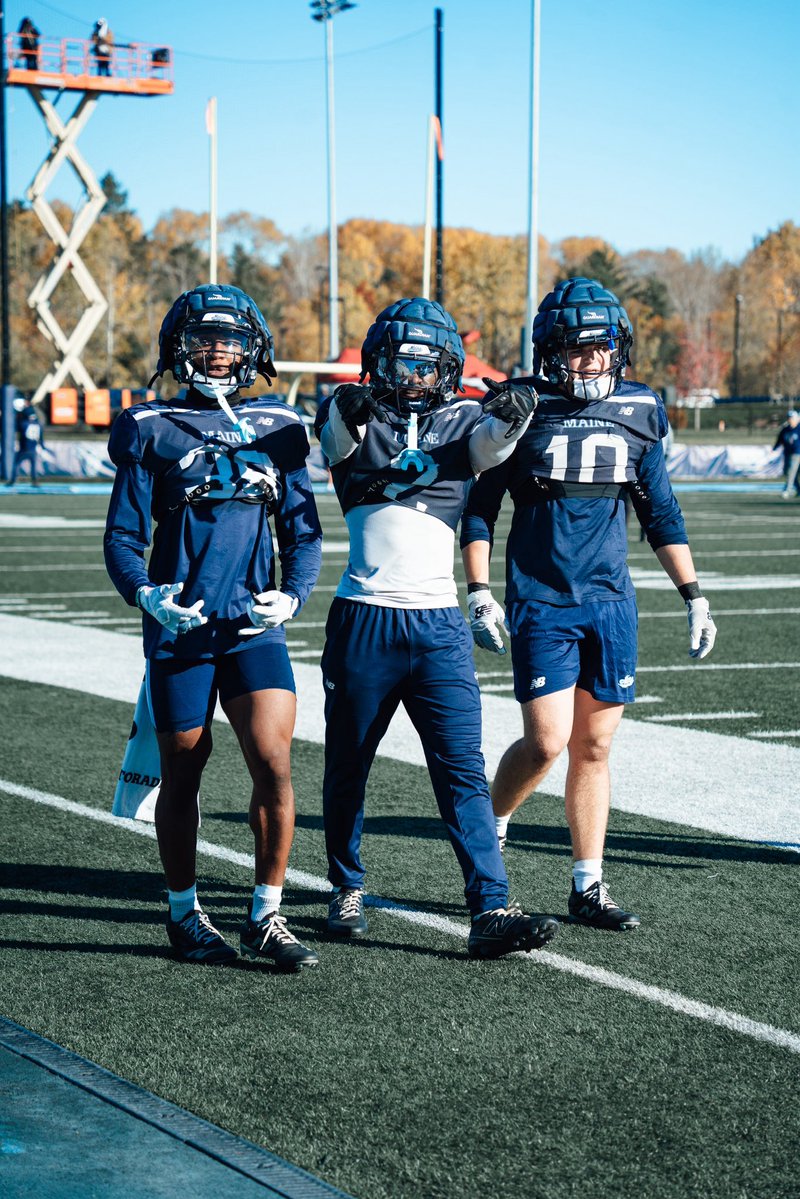 BlackBearsFB's tweet photo. Homecoming weekend coming 🔜

#BlackBearNation | ⬆️ https://t.co/xXepGkxzdK