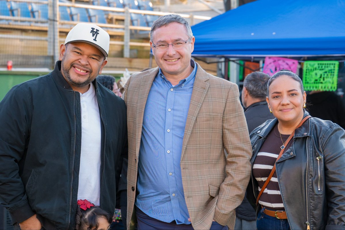 RepVindman's tweet photo. It was great to attend the inaugural Celebra Prince William Fest!
 What a wonderful opportunity to come together and celebrate the rich Latino culture, traditions, and heritage that help make Prince William County such a special place to call home. ¡Gracias, Prince William! https://t.co/Jlx6O3Kvou