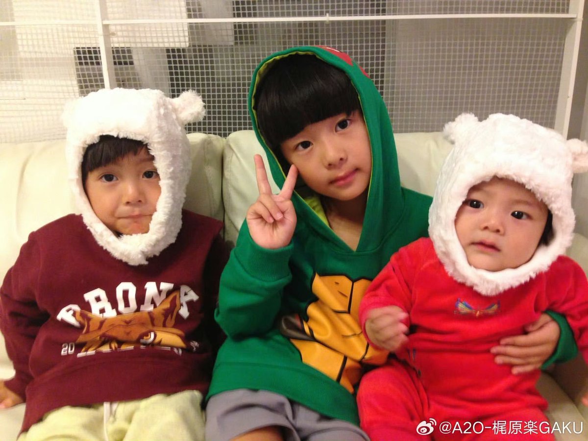 kajiharabros's tweet photo. Gaku, Sono &amp; baby Nagi pre debut
#A2OSOUL #GAKU #SONO #가쿠 #소노 https://t.co/d87lsADJBO