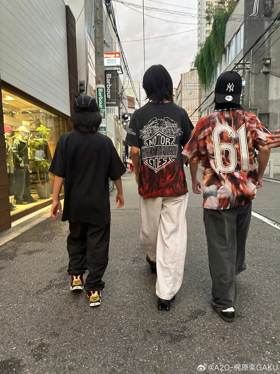 kajiharabros's tweet photo. Gaku, Sono &amp; baby Nagi pre debut
#A2OSOUL #GAKU #SONO #가쿠 #소노 https://t.co/d87lsADJBO