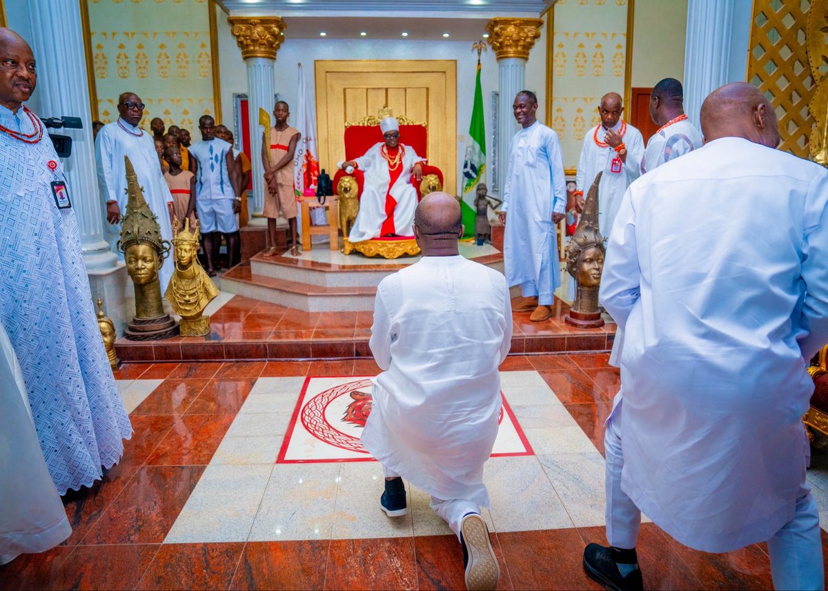 m_akpakomiza's tweet photo. Today, I joined the people of Edo State and other distinguished guests to celebrate the 10th Coronation Anniversary of His Royal Majesty, Omo N’Oba N’Edo Uku Akpolokpolo, Oba Ewuare II, the Oba of Benin.

The occasion, marked by rich cultural expressions, traditional tributes and prayers at the historic Holy Aruosa Cathedral in Benin City, celebrates a decade of the reign of our revered monarch and the enduring heritage, unity and traditions of the Benin Kingdom.

I congratulate His Majesty on this important milestone and pray for continued wisdom, good health and a peaceful reign. May the Benin Kingdom continue to thrive, and may Edo State enjoy lasting peace, unity and prosperity.
Long live His Majesty, Oba Ewuare II. Long live the great Benin Kingdom!
Long live Edo State and Long Live the Federal Republic of Nigeria

#PracticalGovernance
#SHINEAgenda
#ANewEdoHasRisen
#ObaOfBenin