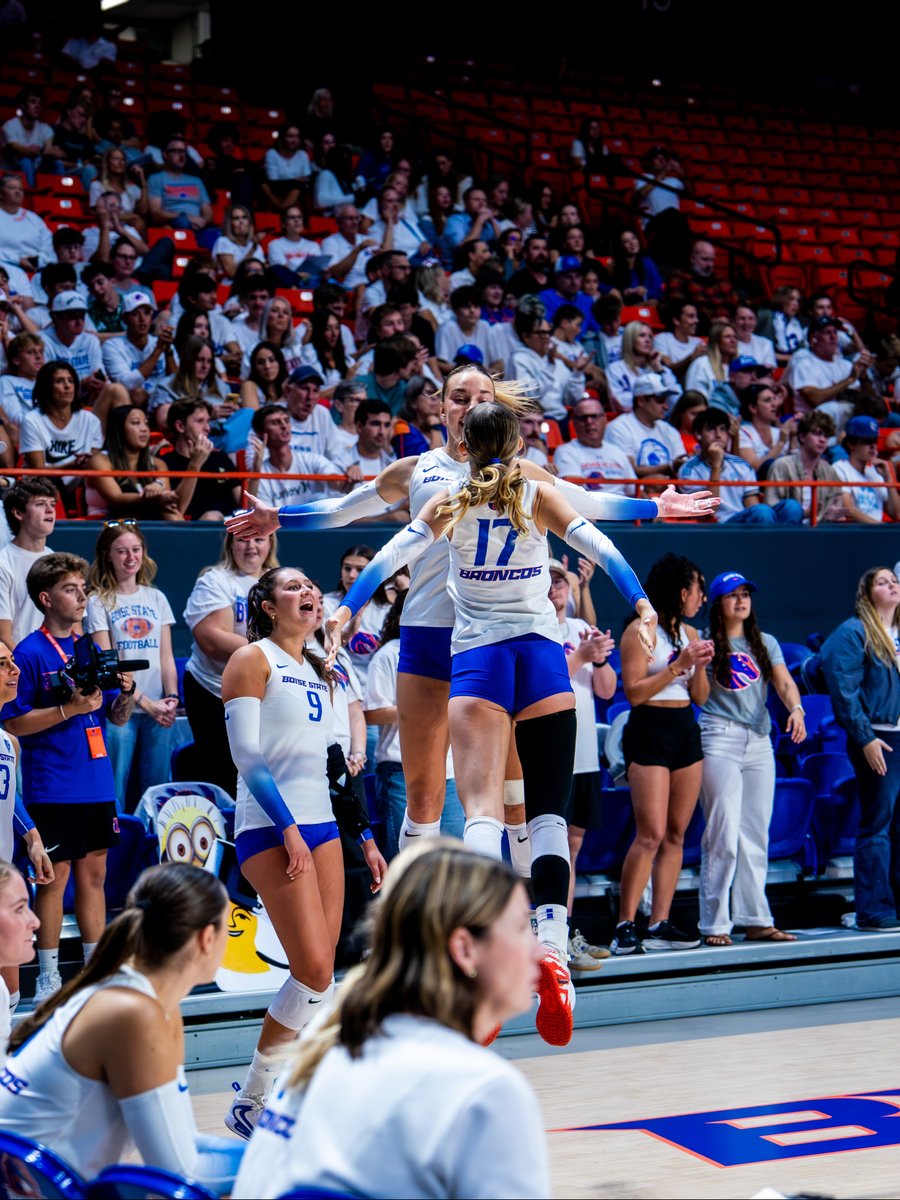 BroncoSportsVB's tweet photo. Only a few more days until we're back in the X βΌοΈ
See you there #BroncoNation π«΅
ποΈπ https://t.co/sc7W4BJSNc
#BleedBlue | #WhatsNext https://t.co/Vdgy945U4o
