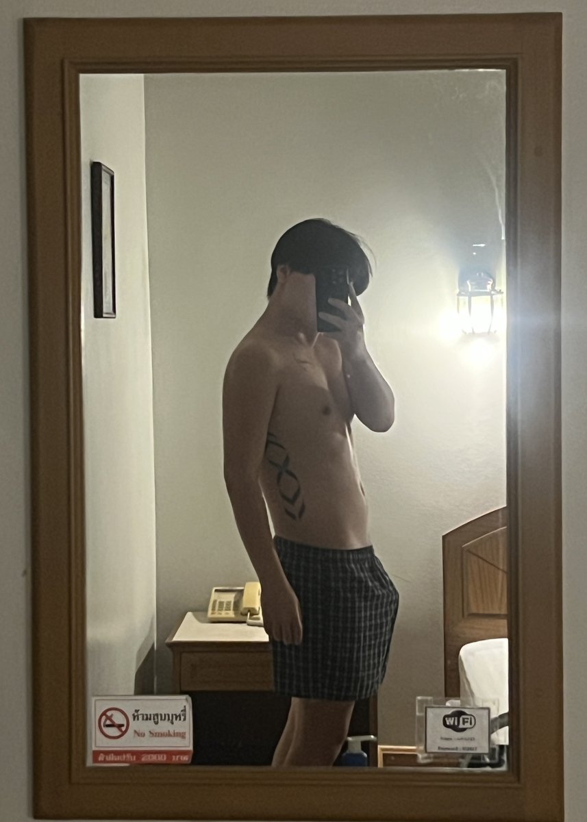 KRBYKIM's tweet photo. มีใครไม่ใส่อะไรนอนมั้งครับ #มอนอ #พิษณุโลก https://t.co/DTytu4YgHb