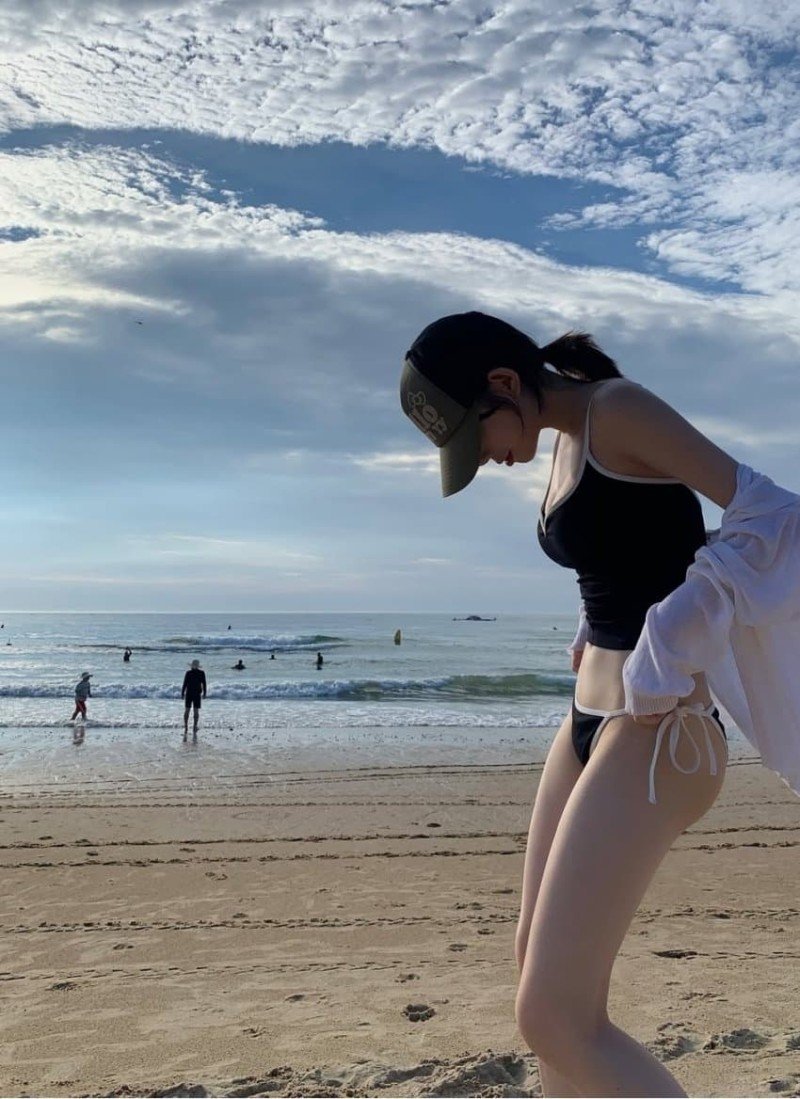 suuumiiin_'s tweet photo. 현실속 일상사진 몇개투척!!
#일상계𝕏친소 #트친소_𝕏친소
#맘눌뎀 #선팔맞팔 #디엠 #섹트 https://t.co/Of4VakW6Hk