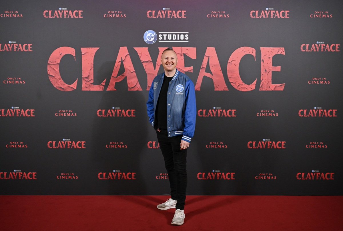 _DCWorld's tweet photo. Clayface is unlike anything I have seen before, moulding my mind with fantastic visuals &amp; scares all adding to a great story and menacing scenes.
This will have you gasping for more!

In cinemas October 23rd 

#Clayfacemovie 
@WarnerBrosUK https://t.co/x28BPWYBMW