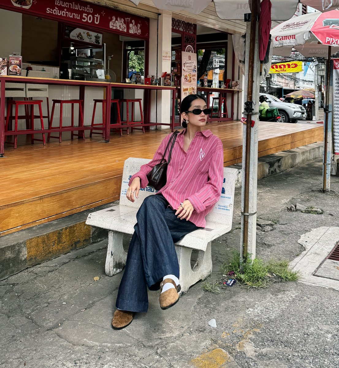 felekarzu's tweet photo. もし魔法が使えるなら、今すぐ君のそばに飛んでいきたいな。結構大事なことだと思うんだ。 🍀
BcXJ https://t.co/jGWxvgKuwh