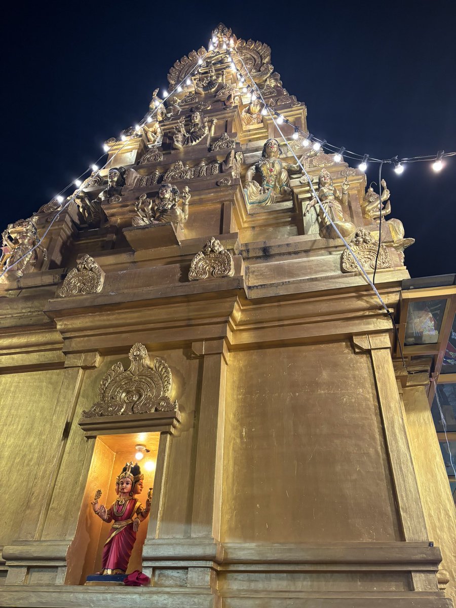 itsahalyaaa's tweet photo. loved the temple session with my girls today 🫶🏻😘🙏🏻🕉️ Vijayadashami https://t.co/knKsL0pHhs