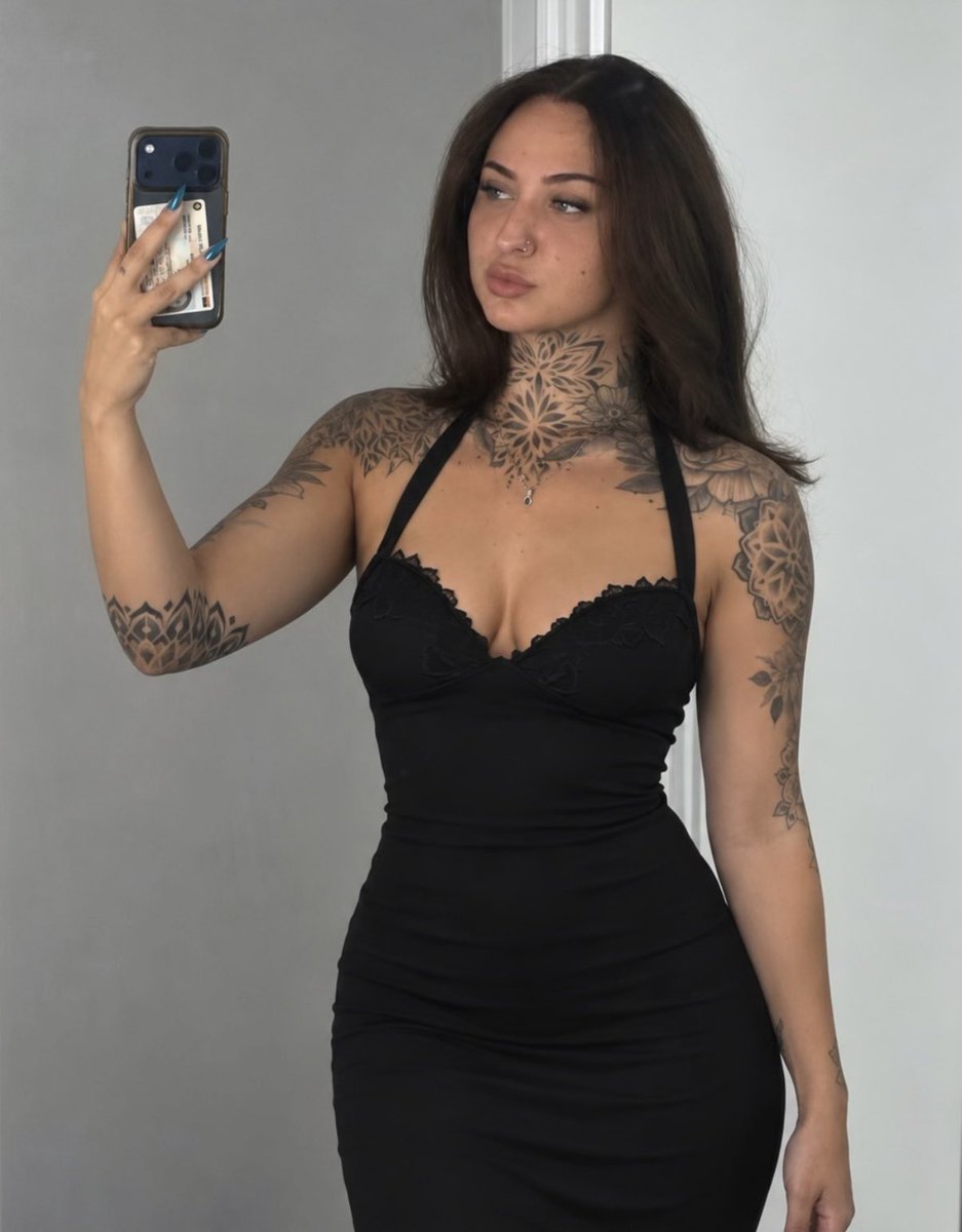 SageLiftsfindom's tweet photo. Relapse bait for you while you’re working today ;) https://t.co/YcwBW3M1Ye