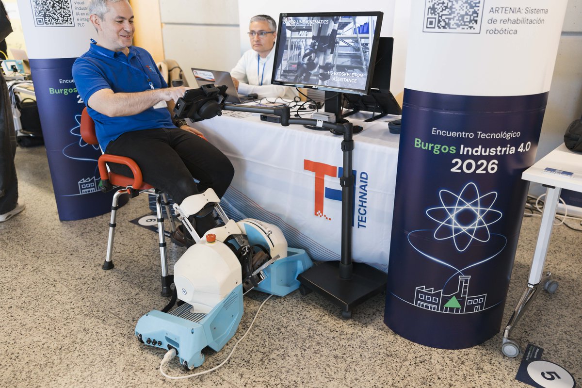 Technaid's tweet photo. Last week we participated in #BurgosIndustria40, presenting ARTENIA our robotic rehabilitation system. Thank you to #DIHBU #Burgos City Council and all the collaborating organisations for creating this opportunity to share technology, knowledge and new connections. #Robotics #AI https://t.co/1WTfj1o66v