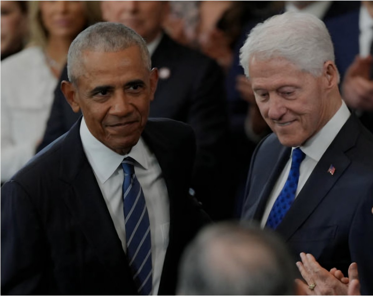 GaryWeb20835196's tweet photo. As Commie, Socialist &amp; DSA candidates are getting help from "Centrist?Dems" like these 2 where is their last "Strong, so spry that 20 yr olds can't keep up" Sleepy Joe! Don't use prostrate Cancer as an excuse, he goes lots of places &amp; sits in his Camaro top secret filing cabinet. https://t.co/ThSVx4toBF