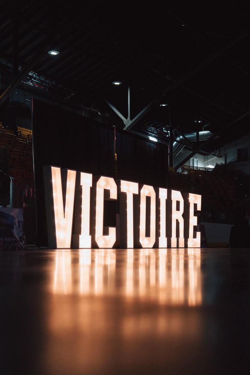 PWHL_Montreal's tweet photo. Today is today 💍 https://t.co/N7S5f86zfD