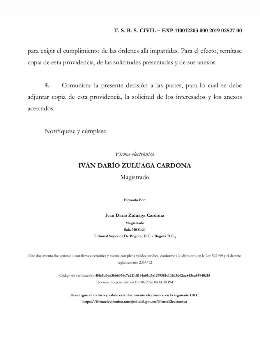 AnaErazoR's tweet photo. 🚨La Sala Civil del Tribunal Superior de Bogotá requirió ayer a @ABDELAESPRIELLA para que explique el incumplimiento de un fallo de tutela de 2020 que exigía a las y los funcionarios respetar la protesta pacífica y al Ejecutivo actuar con neutralidad, sin estigmatización ni uso desproporcionado de la fuerza.

Este requerimiento del Tribunal, ante todo lo que ha ocurrido por cuenta del Decreto 1525, que criminaliza la protesta y es de autoría de @Rodrigo_Lara_, obliga al Gobierno a responder, acatar el fallo y evitar que se repitan los actos que la justicia ya le ordenó frenar.

Vamos a estar AL PIE de toda movilización que se realice y estaremos atentos a los pronunciamientos y las acciones del Presidente y sus funcionarios. Colombia es un Estado de derecho y, por más que crean que van a instalar un autoritarismo, no podrán.