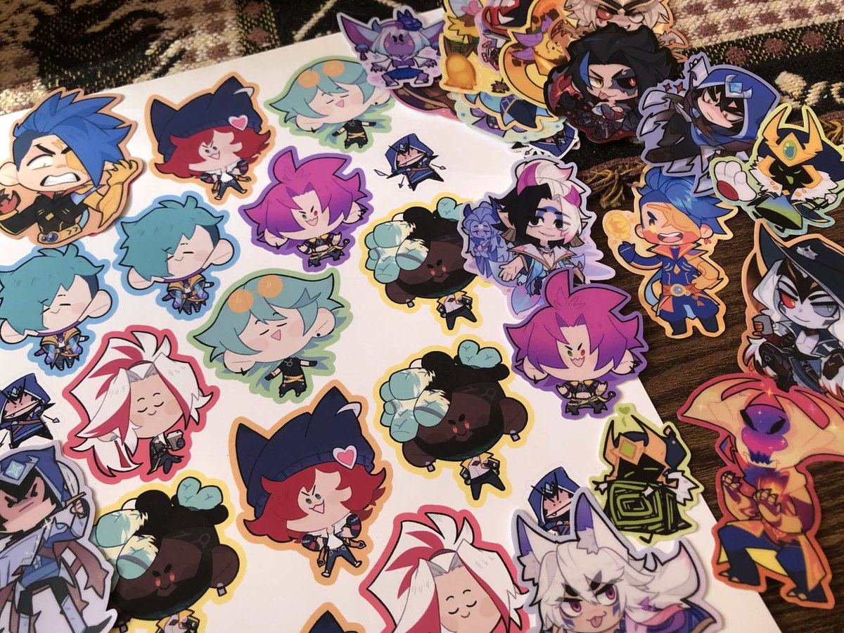 TeiahnFrost's tweet photo. I love making stickers ✨Gonna be working on adding these to my little shop over the course of the next two weeks! https://t.co/3if5L12VhY