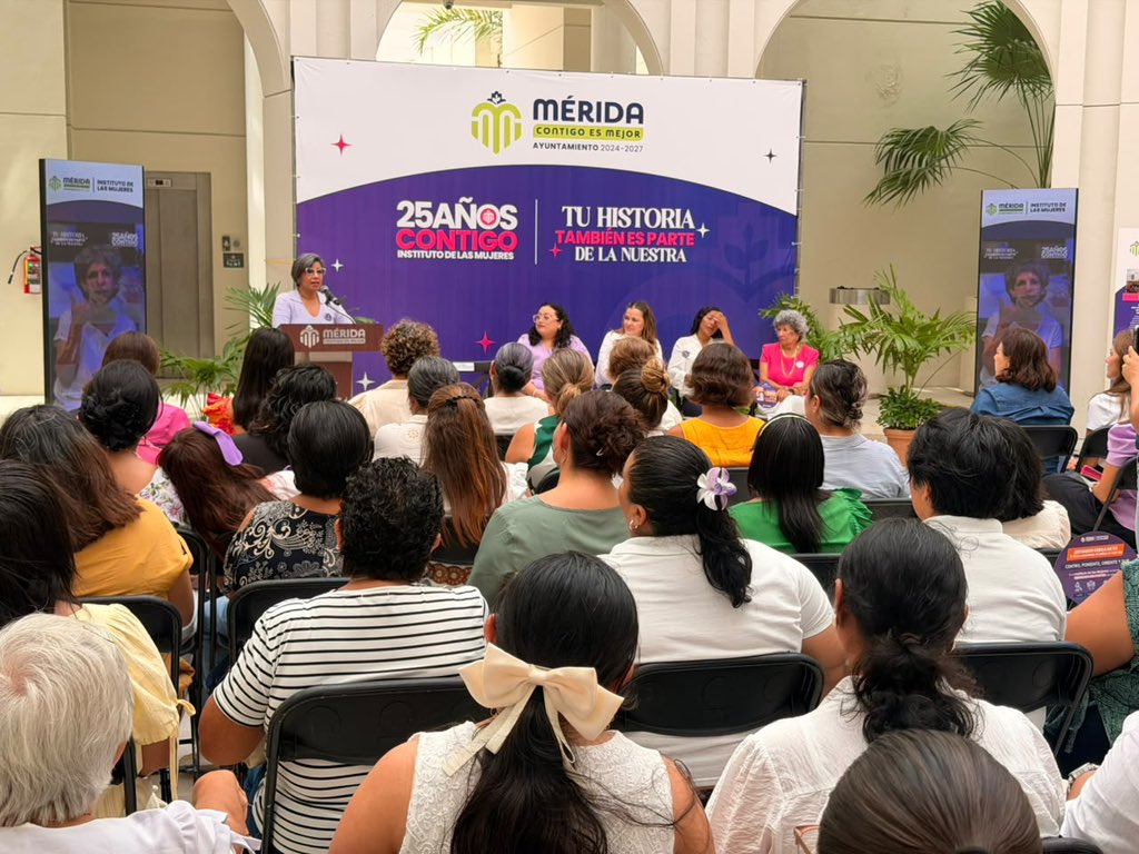 IMujerMerida's tweet photo. 🙋🏻‍♀️✨💜 ¡Tu historia también es parte de la nuestra!

Desde el Instituto de las Mujeres presentamos la galería conmemorativa por nuestros 25 años de trabajo, un recorrido por las acciones que han contribuido en favor los derechos humanos de las mujeres, niñas y adolescentes. https://t.co/oaze995nPX