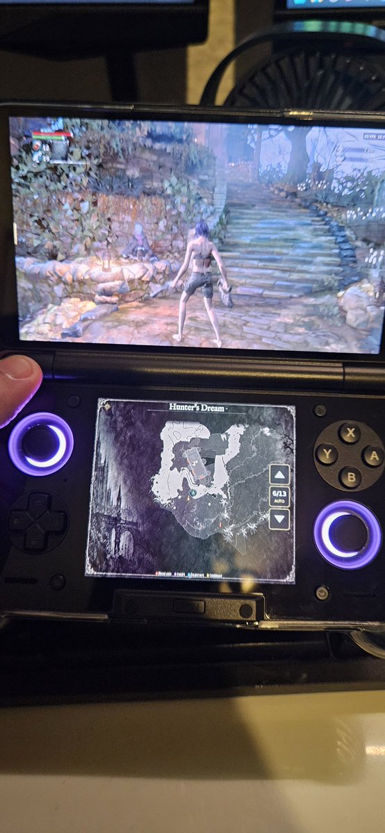 TheRada8's tweet photo. La tecnología es un tema últimamente.

Port a Android de Bloodborne a 60fps con Loseless scaling y doble pantalla con un atlas interactivo. La consola es la Ayn Thor Max.

Voy a hacer backflips hasta Vladivostok https://t.co/mx8rYxwQ0u