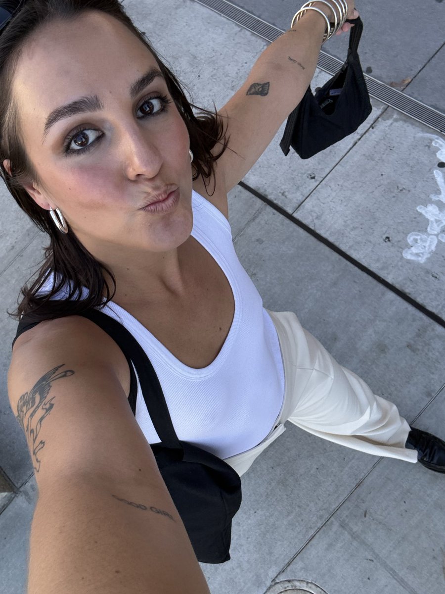 thebeaches tweet picture