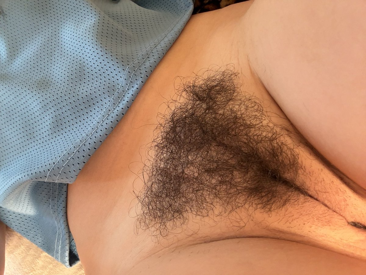 Petitebaby42771's tweet photo. Do you like my bush🌳 #Atlanta #Atl #AugustaGA #MaconGA #Atlutd #Georgia #Godawgs #ColumbusGA #AthensGA #Dirtybirds #PhenixcityAL #BirminghamAL #Truetoatlanta #AuburnAL #Opelika #Tuskegee #BravesCountry
 #BarbourCounty https://t.co/YHccv15btW