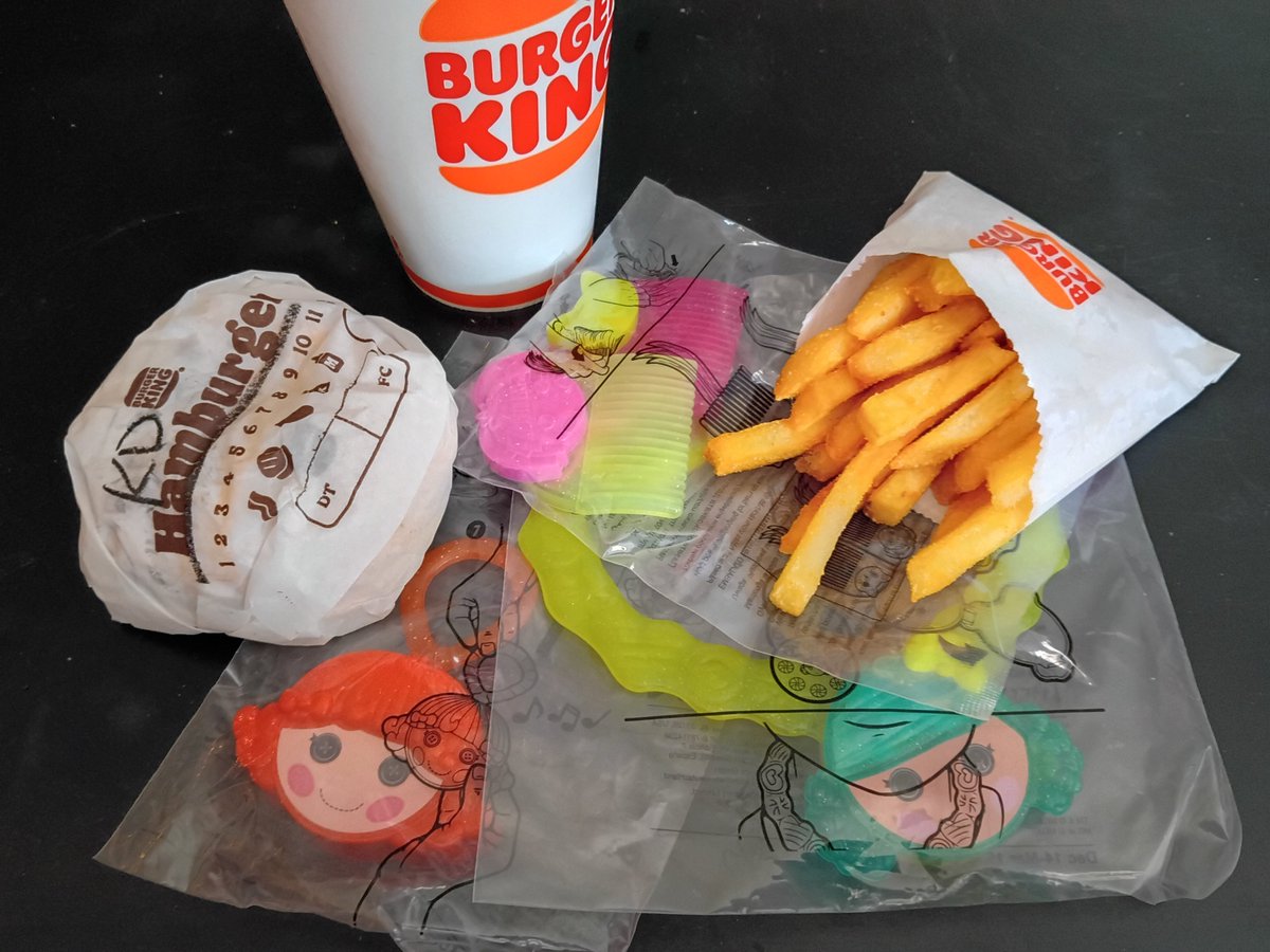 maliceobscure's tweet photo. real POV of me buying the 2014 lalaloopsy burger king kids meal toys than ordering a kids meal so I can experience the childhood I never had https://t.co/wKRrgVN0K3