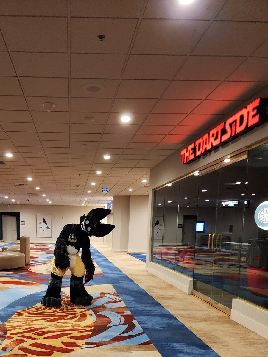 MassSeagulls's tweet photo. Roomys reff sheet🪑
.
#fursona #fursuits https://t.co/RtycptgIq0