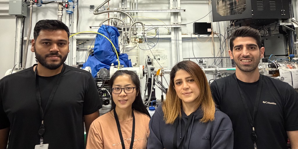 CanLightSource's tweet photo. From pollution to possibility. Researchers at @McMasterU are using the CLS to better understand materials that can convert nitrate pollution into ammonia, supporting cleaner water and more sustainable chemistry. https://t.co/5ZyYsSpqMy https://t.co/gzEbWuCxDz