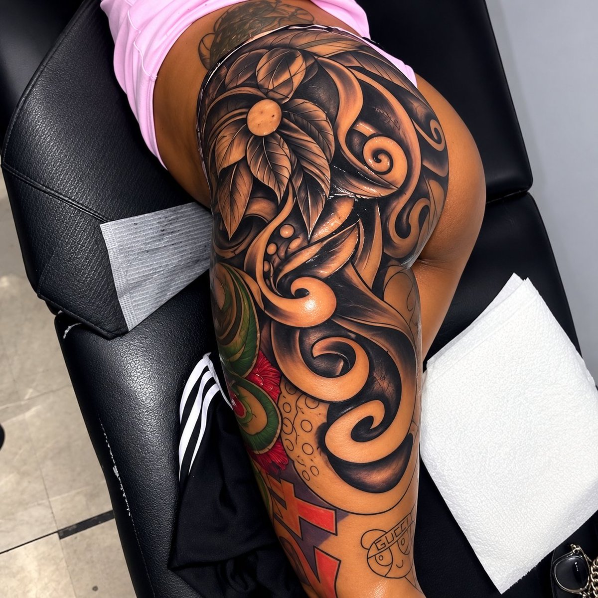 Vendlertattoo6's tweet photo. More than just ink — it’s a symbol of strength, beauty, rebirth, and rising from every challenge. https://t.co/mKEMnVwrcE