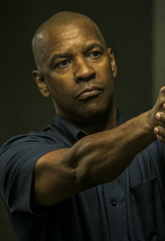 DiscussingFilm's tweet photo. Denzel Washington is set to star in an untitled crime thriller directed by Christopher McQuarrie.

The film follows a former detective who is granted early release from prison after being diagnosed with terminal brain cancer.

In theaters on October 1, 2027.

(Source: https://t.co/2zizMPrUvh)