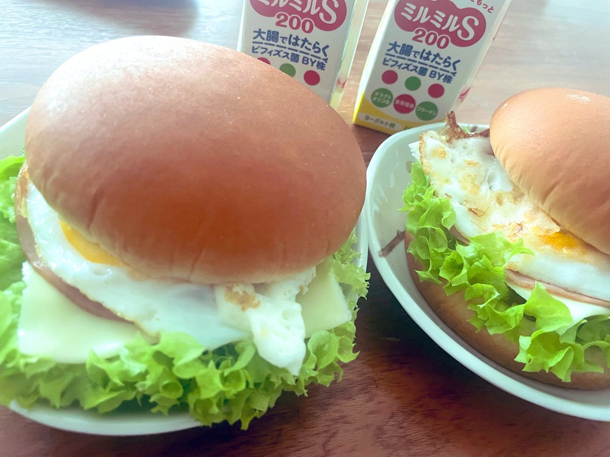 gorigoribabeer's tweet photo. おはようございます🌞
朝食は月見バーガーににしてみました🍔
はい雑ww https://t.co/5daoljgpnG