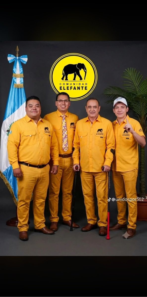 ShuteElPobre's tweet photo. @EmisorasUnidas Muchá...
Dejen de chingar al chucho triste.
Sospecho que Archila está interesado en hacer negocios con la tarántula y seguir en el #PactoDeCorruptos‼️ https://t.co/QTYCJLfv57