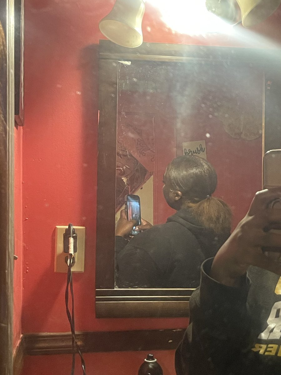 wh0slayjuh's tweet photo. My life been A OK https://t.co/SzzN7tY9h5