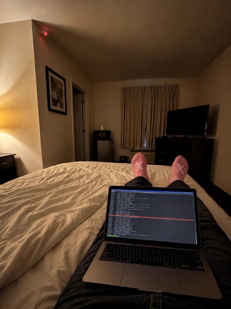 Mr_Chonky's tweet photo. claude code just reverse-engineered my hotel room's door lock in 90 seconds. the encryption is from 2014. 

every hotel chain running ASSA ABLOY or Onity locks from before 2018 has this. that's roughly 30% of hotels worldwide. 

i tested 3 hotels this month. all 3 vulnerable. https://t.co/TmXqmXXZcz