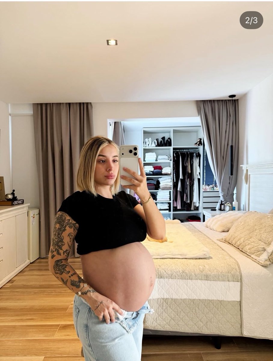 fotslammerr's tweet photo. Tenías abominables hasta embarazada no se llama boxeo se llama abdominoplastia https://t.co/AVZt4g4Ec9