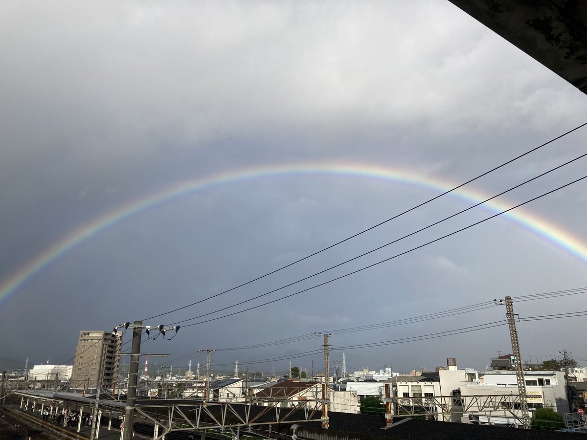 seamax24's tweet photo. デカいレインボー🌈 https://t.co/nASU3Wrg8h