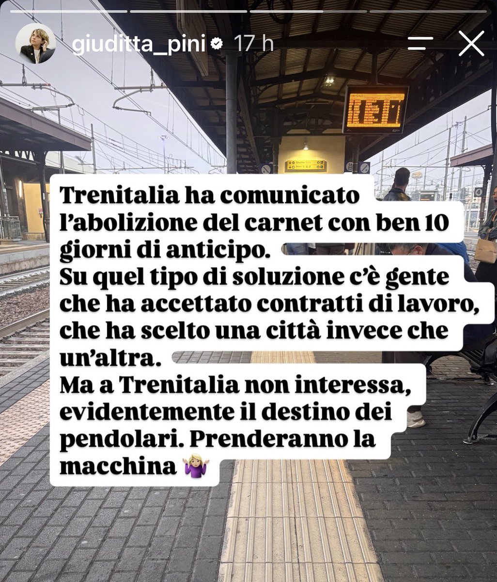 nugellae's tweet photo. Chi si indigna per le manifestazioni “violente” è perche non vive la vita comune non vive le continue violenze di Stato e di una società che rende sempre piu complessa la vita per chi non è nato infiocchettato https://t.co/sWa0ke3AWB