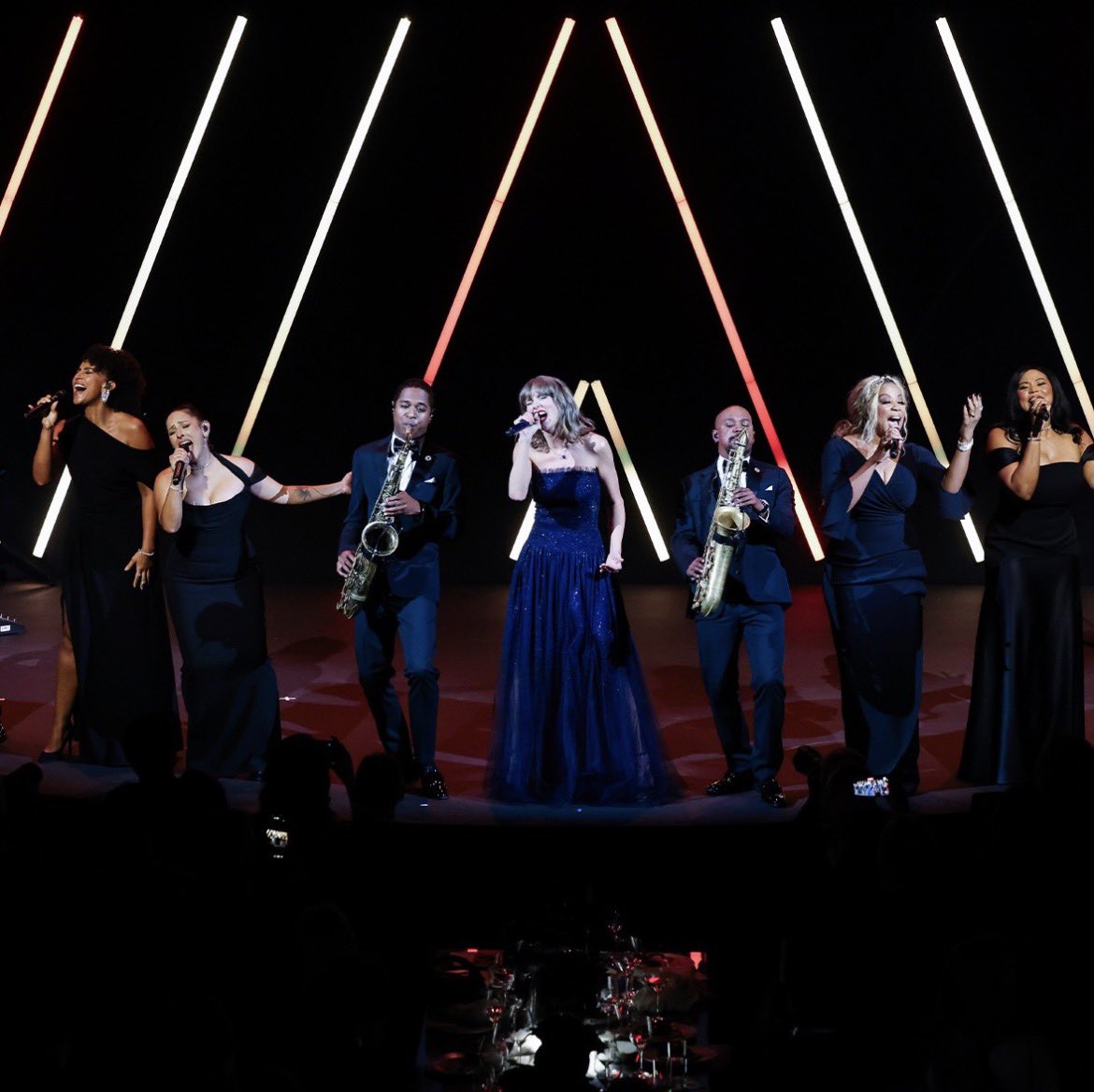 swifferupdates's tweet photo. 📸 | Taylor Swift via instagram:

“A night at the museum I'll never forget!
Thank you to the Academy Museum inviting us! Getting to perform with the band again for the first time in almost 2 years was a VIBE. And I got to sit with my Toy Story 5 family 🥰” https://t.co/PirxwDczUD