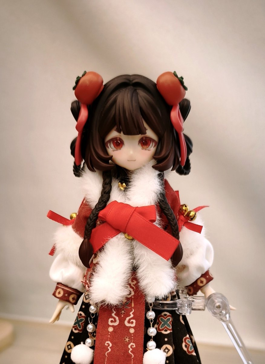 sii_take's tweet photo. 我が家のひたすら柿勧めてくるお姉さん
#おはドル https://t.co/0qFmqr6cHM