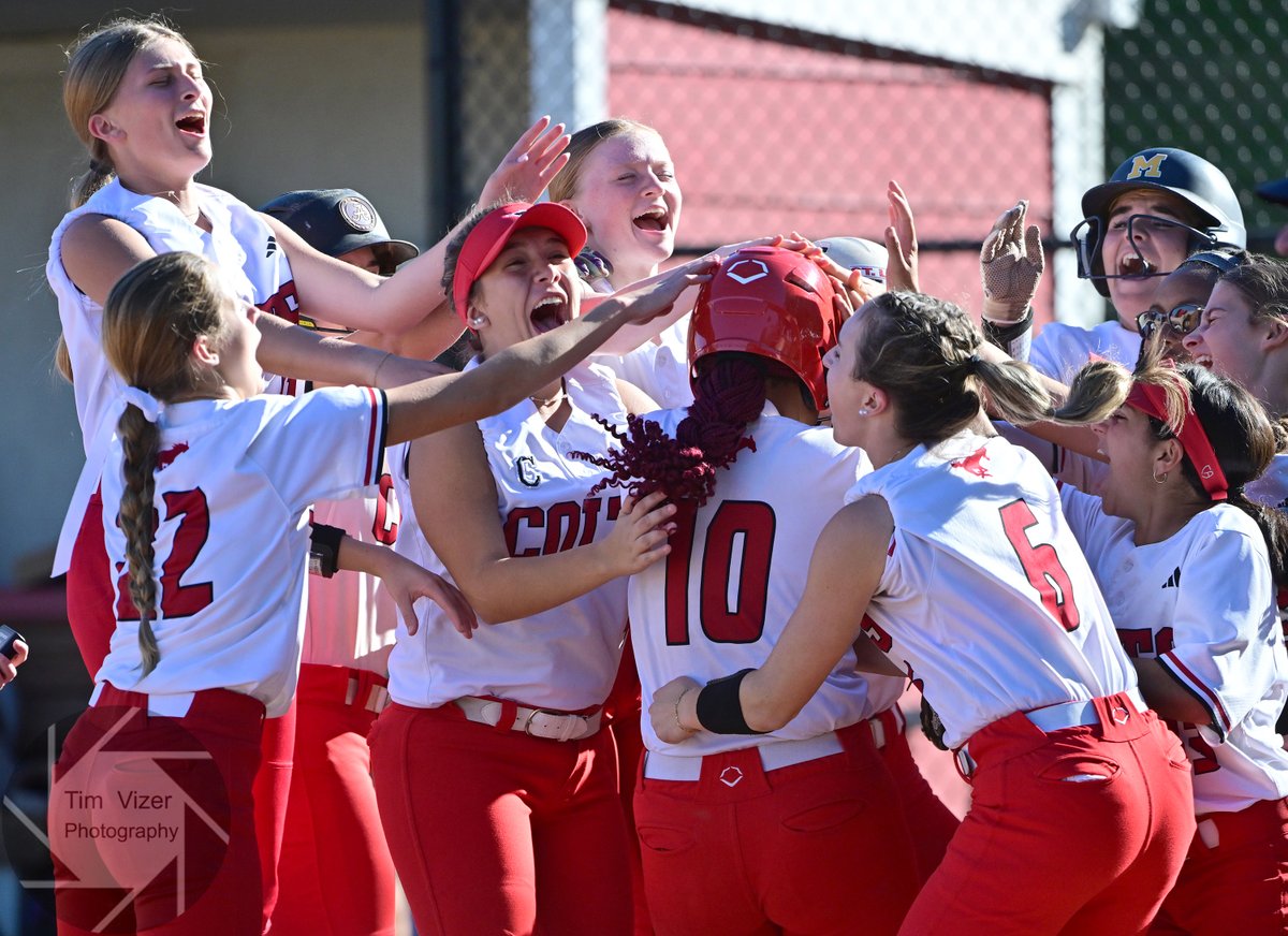 TimVizerPhoto's tweet photo. Parkway Central defeated Incarnate Word in the Class 4 District 4 championship game Tuesday afternoon. Read a Joe Lyons story and see more photos at https://t.co/rUAYSaPiZH @STLhssports https://t.co/4x7Ux5TbEQ #SportsPhotographer #FreelancePhotographer @iwaredknights @pchcolts https://t.co/pMk5lZq5ba