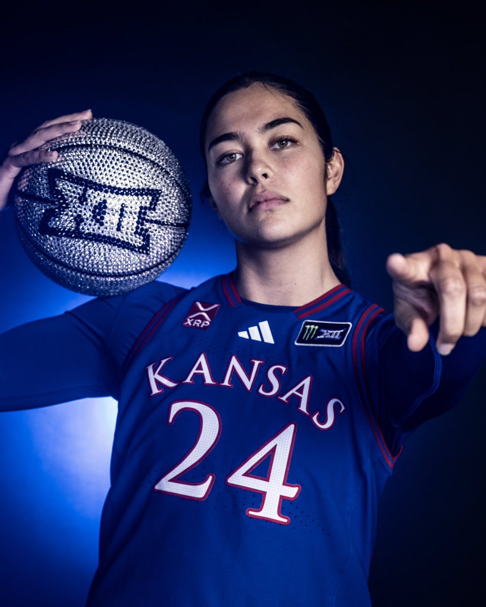 Big12Conference's tweet photo. Jayhawks have the floor 😮‍💨 https://t.co/ggY1KxmRS7