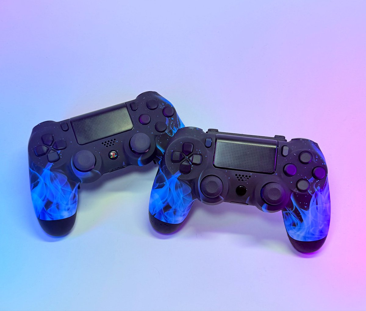 ZeroControllers's tweet photo. Similar looks, different hearts 

Marius 5 pin and Firebird 1k ready for their new home 💙 https://t.co/EoL92VvETp