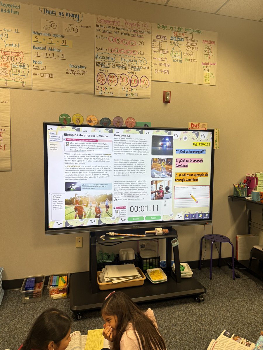 MsFloresjardin's tweet photo. Learning all about how Light Energy helps us on a daily basis ☀️💡🔦 @AliefISD @AliefScience @AliefLearns @HicksTigers https://t.co/9wgns941R9